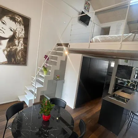 Nicoal5 Apartment Iesi